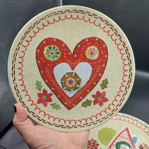 2 Cracker Barrel Homespun Lori Siebert 8" Salad Plates Christmas Heart & House - Picture 2 of 6